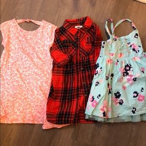Lot of three dresses 4-5t